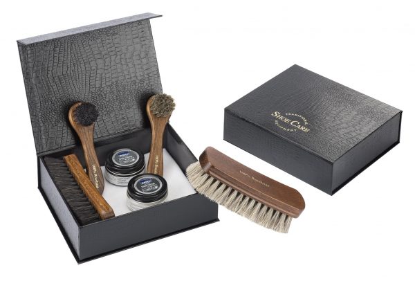 #490 Traditional Shoe Care Equipment – Bild 2