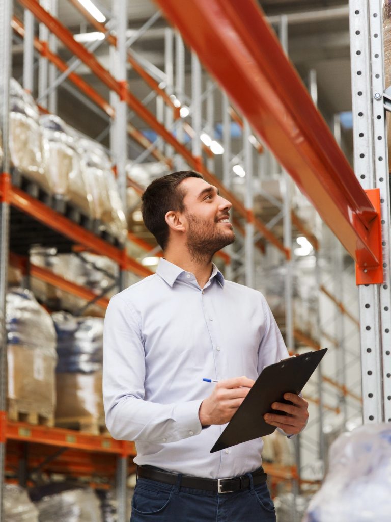 Fachkraft Fuer Lagerlogistik Fachlagerist 1 768x1024