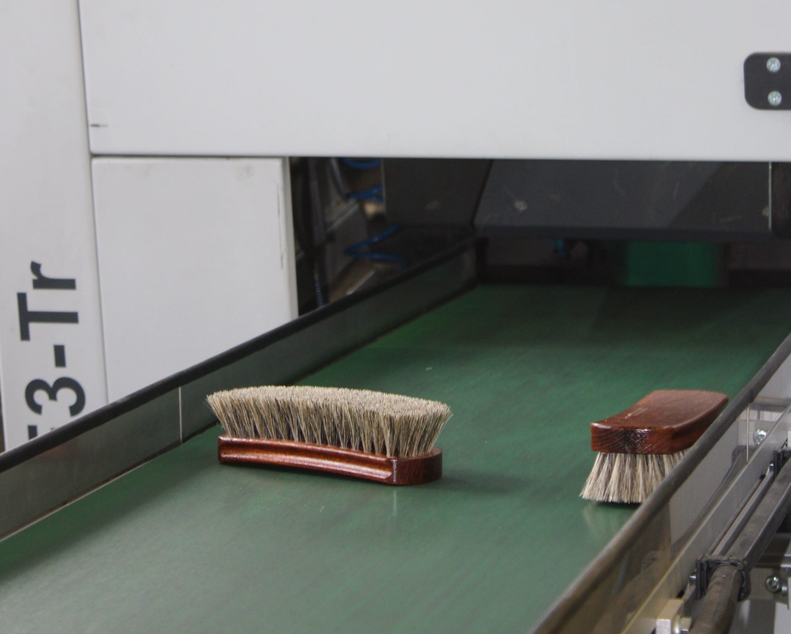 BuerstenaufRollband 1 Scaled